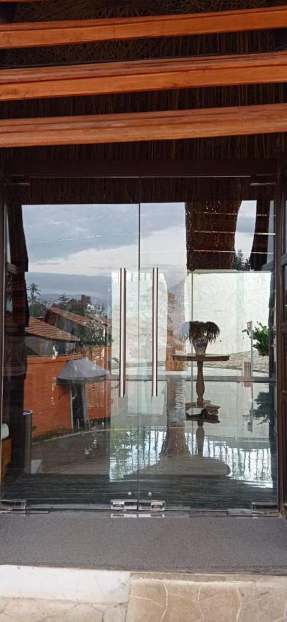 Dusun Semilir Hotel And Resort Semarang Esterno foto